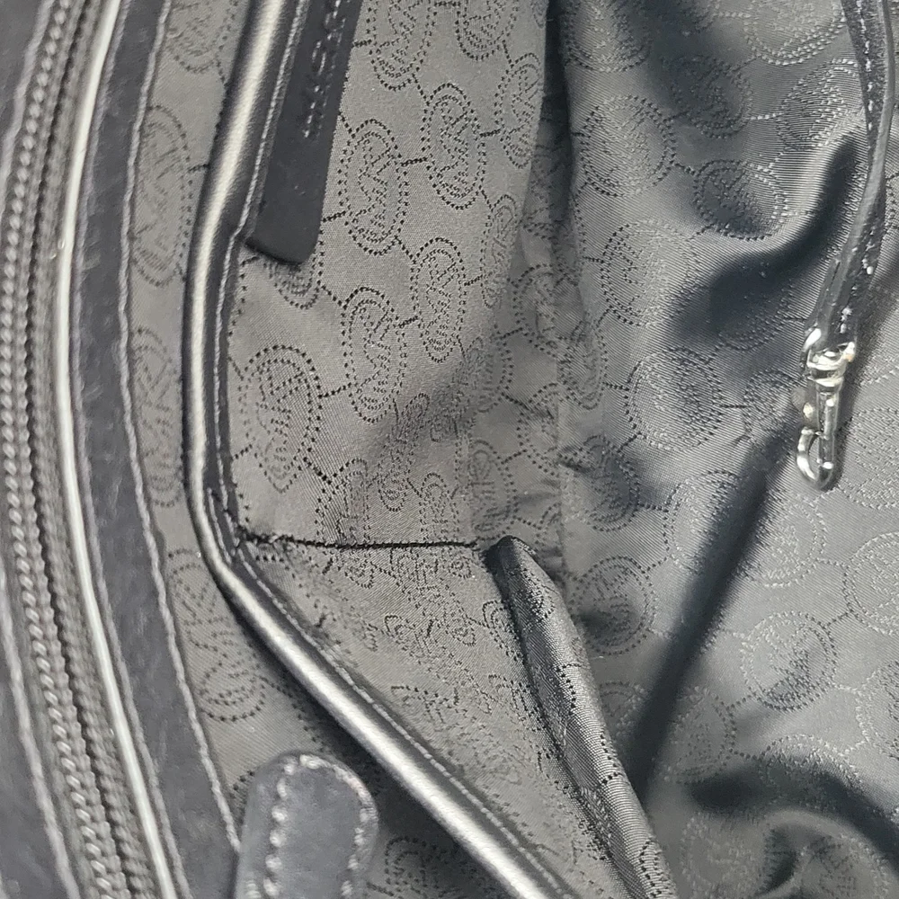 Michael Kors Black Tote Bag - Picture 14 of 16